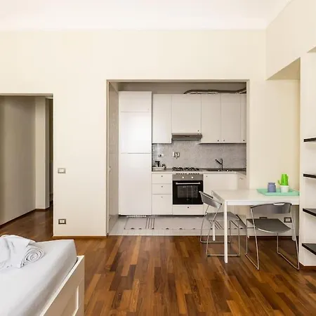 Suite In Via Del Pratello Bologna Exterior foto